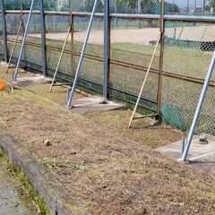 関西学院キャンパス内で、 自然環境を整える除草・清掃作業のお仕事...
