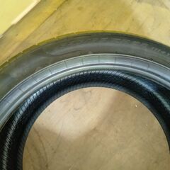 PIRELLI（ピレリ）P-ZERO　325/35ZR22　6分山　1本　スペアに如何でしょうかの画像