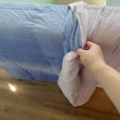 掛け布団2つ（薄め）の画像