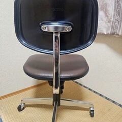 値下げ)　KOKUYO　事務用回転いすの画像