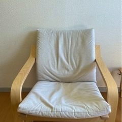 IKEA ポエング　チェアの画像