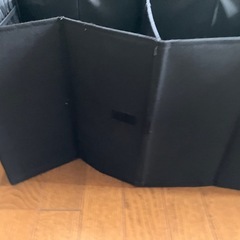 折りたたみ式の車用荷物入れ！の画像