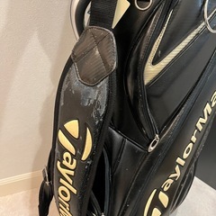 Taylor madeのゴルフバッグの画像