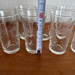 葡萄のハンドカットグラス 7個セットの画像