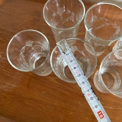 葡萄のハンドカットグラス 7個セットの画像