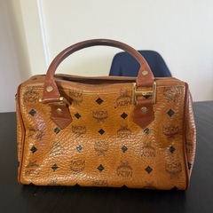 MCM レザーボストンバッグの画像