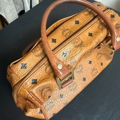 MCM レザーボストンバッグの画像