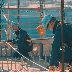 「未経験から国家資格へ｜月23万円～の橋づくりサポートスタッフの画像