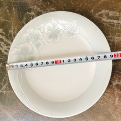 GIVENCHY 食器セット 高級 お花 ホワイト ペールブルー 食器セットの画像