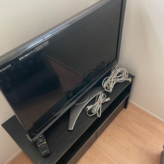 AQUOS 液晶テレビ、テレビ台の画像
