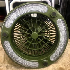 NO:3698 値下げ‼️ライト付き掛け扇風機❣️超お買い得品‼️の画像