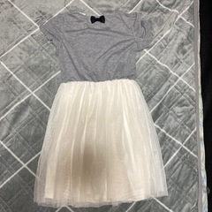 ワンピースタグ付き新品の画像