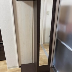 急募！収納付きハンガーラック
