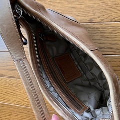 本革！COACHショルダーバック✨の画像