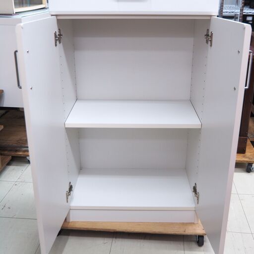 食器棚　ホワイト　リユース品　価格　16,500円