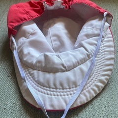 赤白帽子　used 頭周り52センチくらい の画像