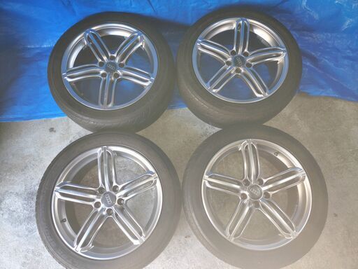 アウディQ7純正　アルミ/タイヤセット