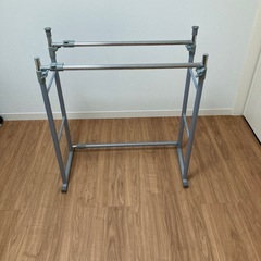 伸縮ハンガーラック