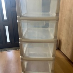 4段クリアケース