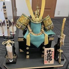 5月人形（もとともついている段ボールで保管してきたのできれいです）