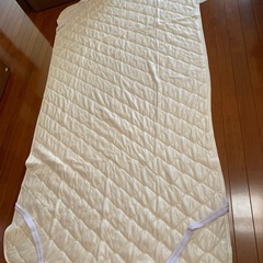 冷感パッド　シーツ　ニトリ　冷たい　