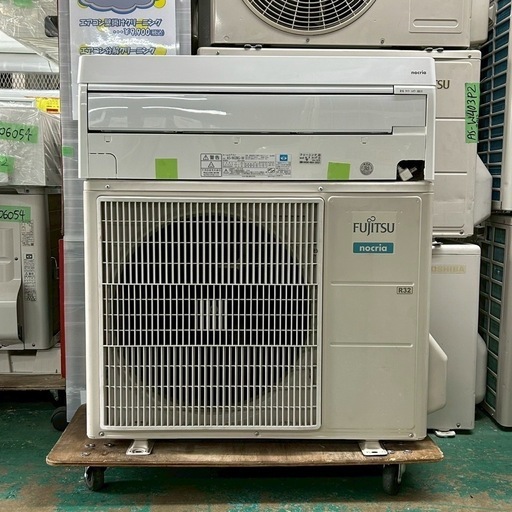 2018年製　富士通エアコン　10〜12畳用　100V