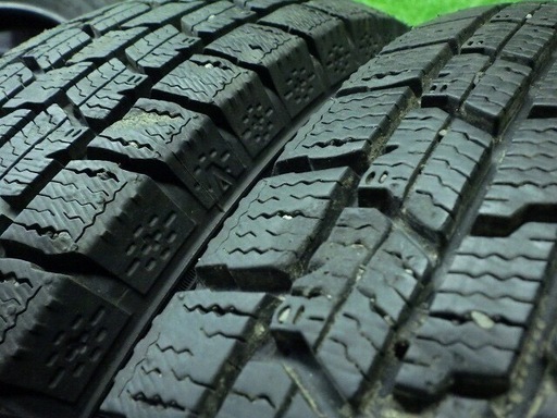グットイヤー　アイスナビ　7　145/80R13　4本　イボ付　22年製　N-BOX　ワゴンR　250402206