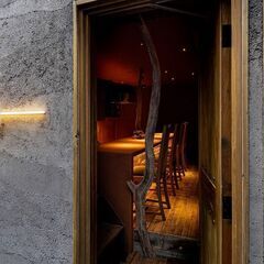 – 夏限定！新規オープン！小さな洞窟で飲めるキンキンルートビアとアイスティーの店 –の画像