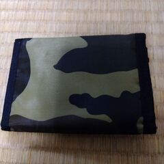 折りたたみ財布　USアーミーの画像