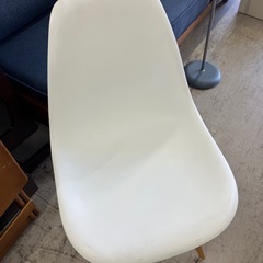 H2506-427　イームズチェア キズ汚れ有り