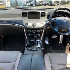 【自社ローン対応】★保証人なし★全国対応★フーガ　250GTｽﾀｲﾘｯｼｭｼﾙﾊﾞｰﾚｻﾞｰ★ﾎﾜｲﾄﾊﾟｰﾙ★純正DVDナビ★Bカメラ★ETC★車検2年付きの画像