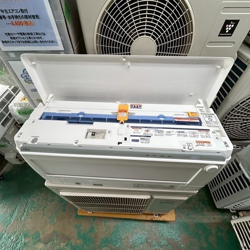 2020年製　富士通エアコン　18〜23畳用　5.6k 
200V