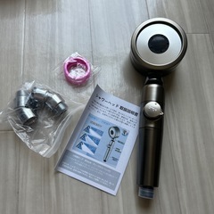 新品未使用　値下げしました！　シャワーヘッド マイクロナノバブル 節水 日本品質 塩素除去 シャワー 3段階モードの画像