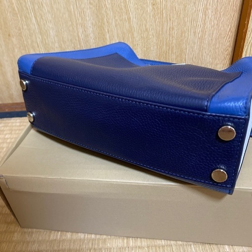 MK ショルダーバッグ