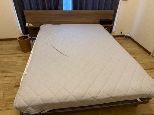 ベッド
