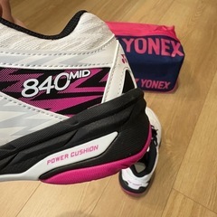 美品】YONEX バドミントンシューズ ホワイト/ピンクサイズ25cm