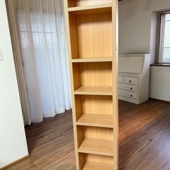 スリムな本棚