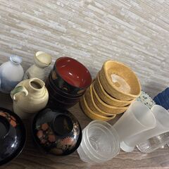 食器　サイドボードの画像