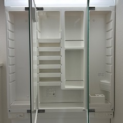 ホワイト　
未使用　 洗面台　の画像