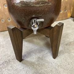 森の石松　焼酎サーバー 台付きの画像
