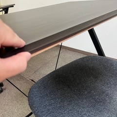 【差し上げます】学習机 ※一部破損箇所がありますが使用には差し支えありませんの画像