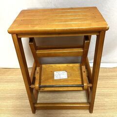 【終】【B58】木製/2段ステップチェアー/踏み台/簡易椅子/ステップ台/中古/現状品の画像