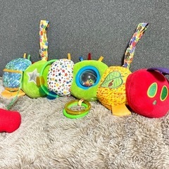 はらぺこあおむし　ガラガラの画像
