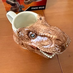 ジュラシックワールドのマグカップ
の画像
