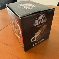 ジュラシックワールドのマグカップ
の画像