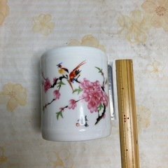 景徳鎮陶器の筆立ての画像