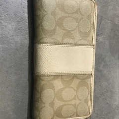 coach 長財布の画像