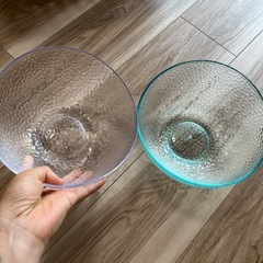 透明なボウルの画像