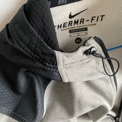 NIKE XL パーカーの画像