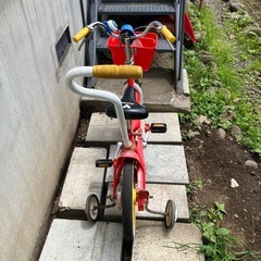 子供用　　自転車　補助輪付きの画像